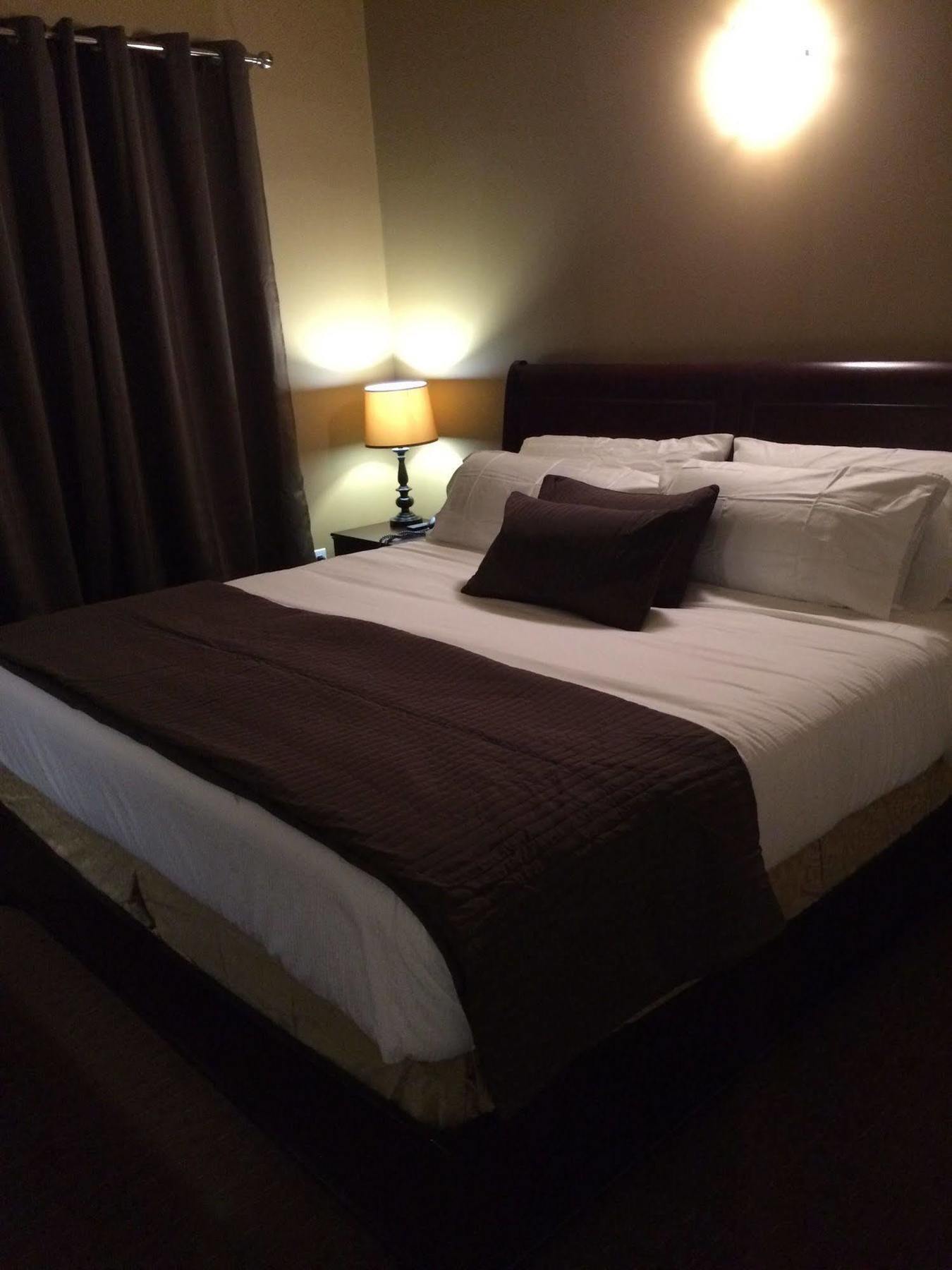 Altona Hotel Bagian luar foto